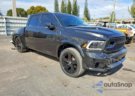 2015 Ram 1500 Sport z USA, uszkodzony, nr VIN 1C6RR6MT5FS779212